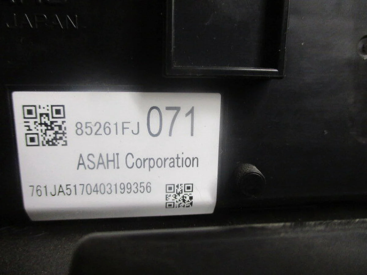 Pre-Owned Subaru XV Crosstrek Impreza Dash Digital Clock & Temperature Display OEM LKQ T896281