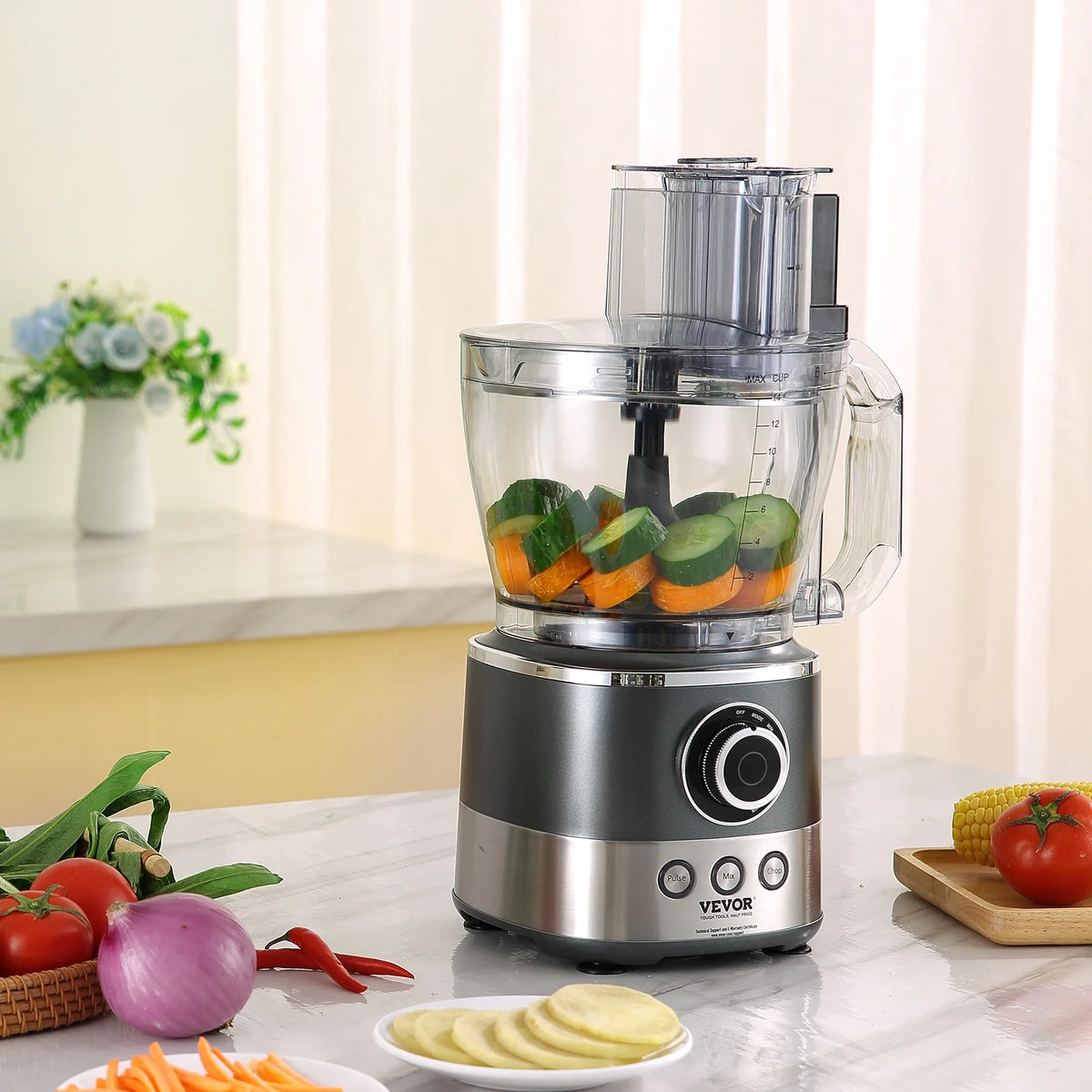 14-Cup 650W Food Processor W496