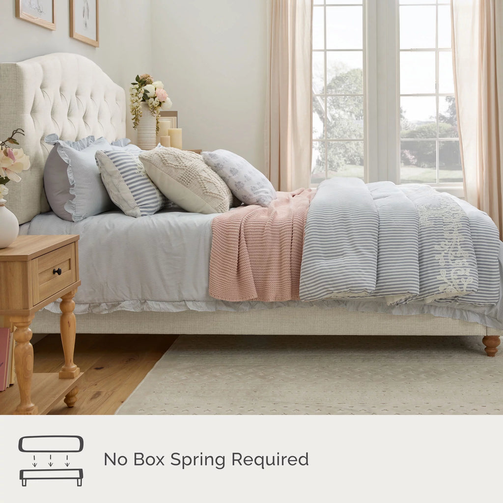 Queen Upholstered Tufted Platform Bed P876202