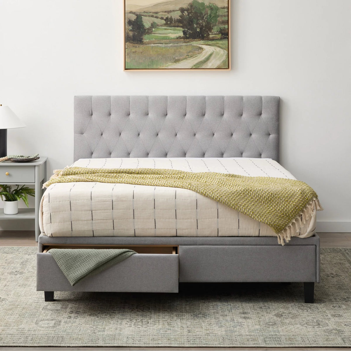 Queen Upholstered Platform Bed with Drawers G35870