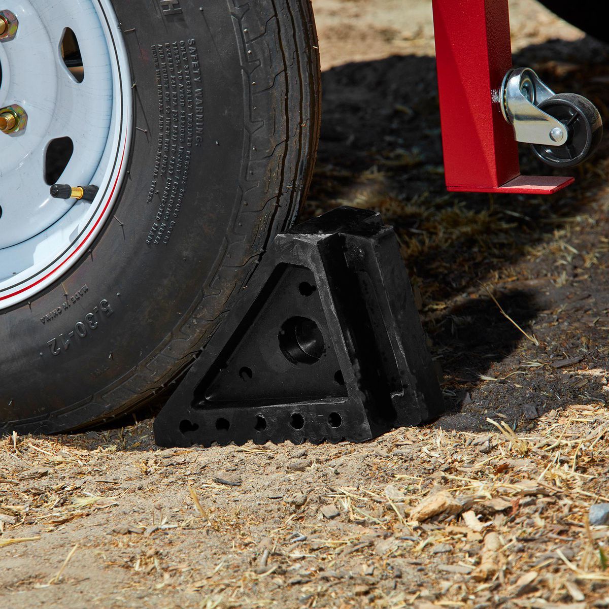 Solid Rubber Wheel Chock S3595