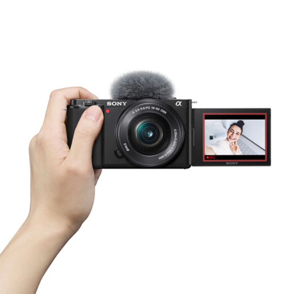 Black Mirrorless Camera with 16-50mm Lens Q189
