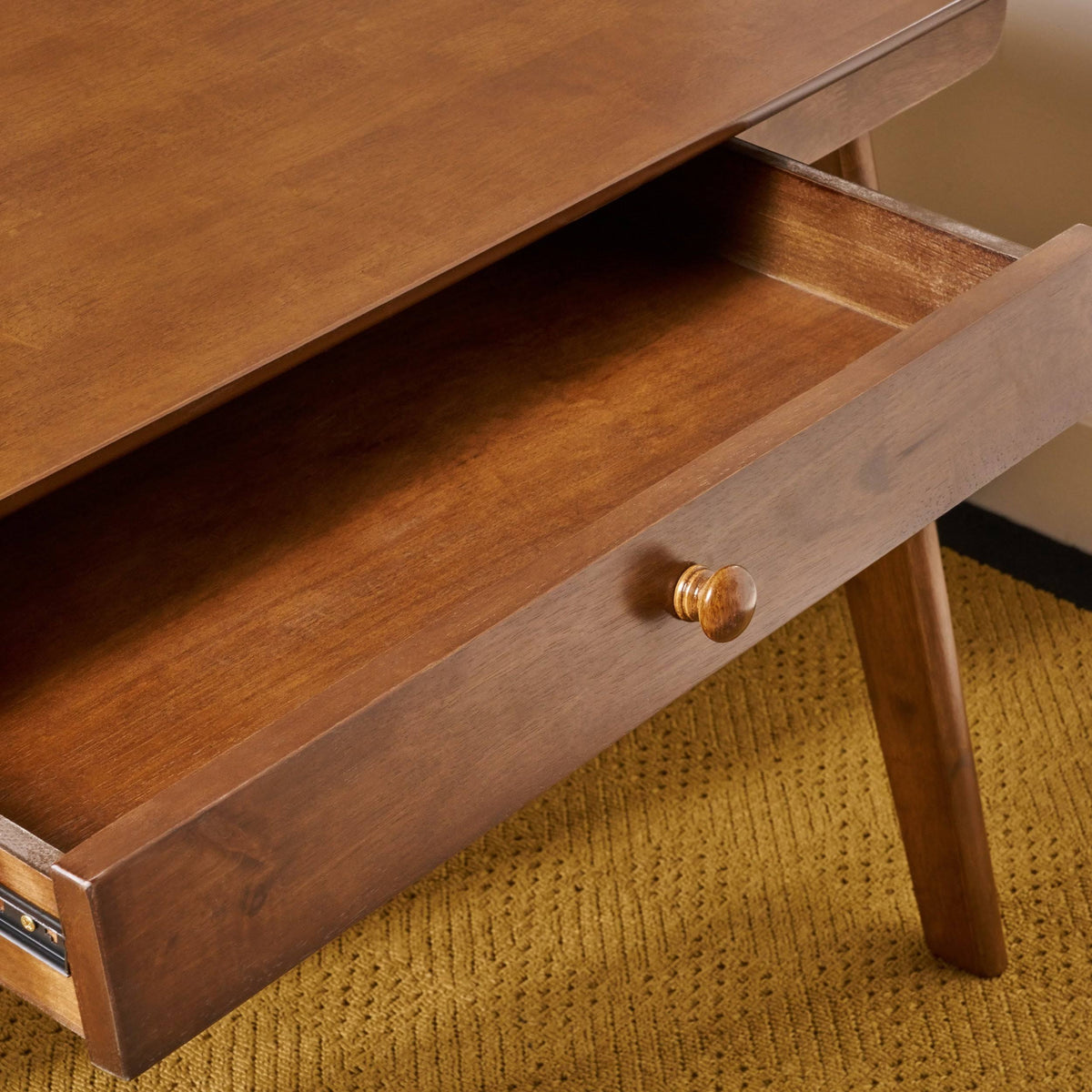 Modern Faux Wood Desk with Veneer D8024