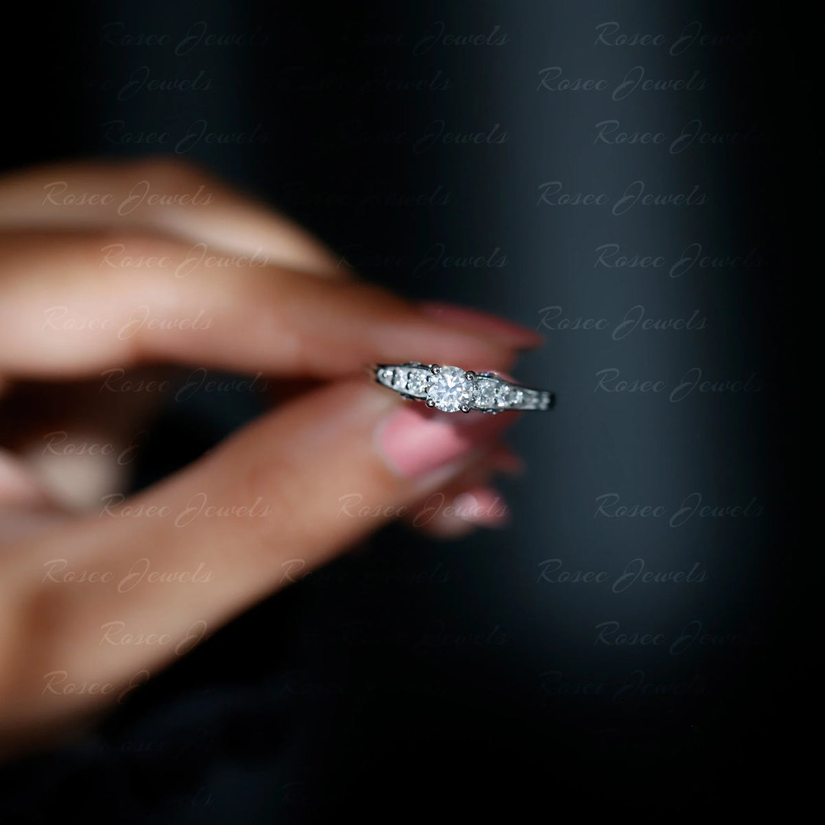 925 Sterling Silver Moissanite Solitaire Ring U207