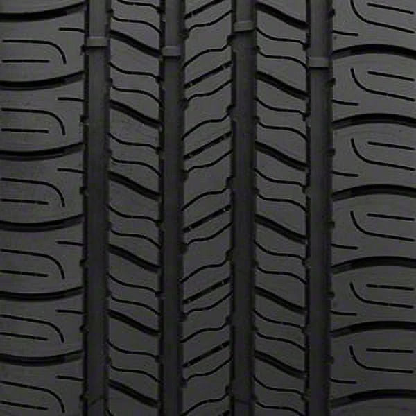 235/65R18 106H All-Season Passenger Tire V130