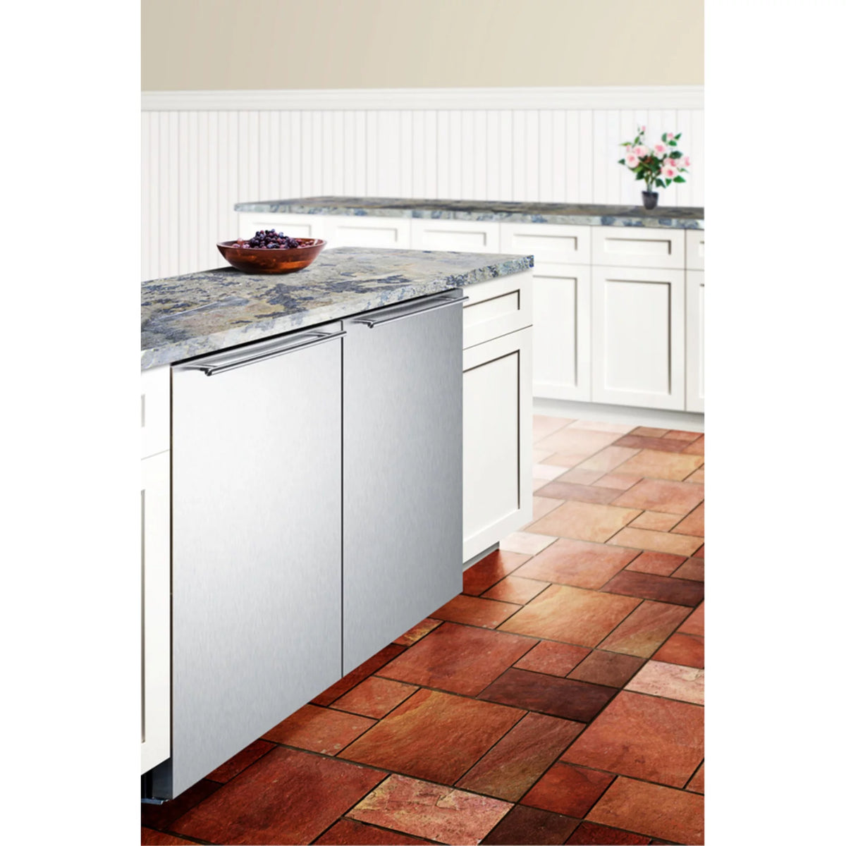 Built-in Undercounter All-Freezer with Icemaker Y11487