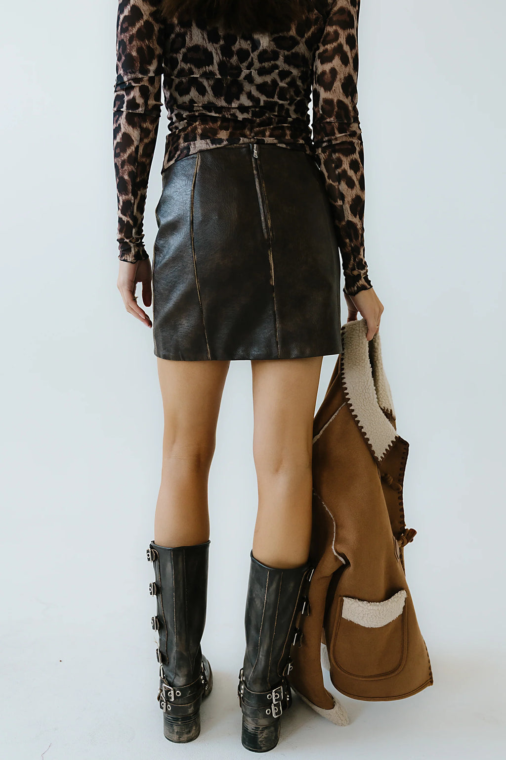Vegan Leather Mini Skirt Q894073