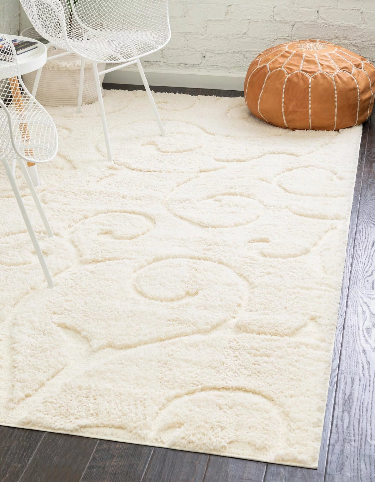Ivory 8' x 10' Floral Shag Rug M41514