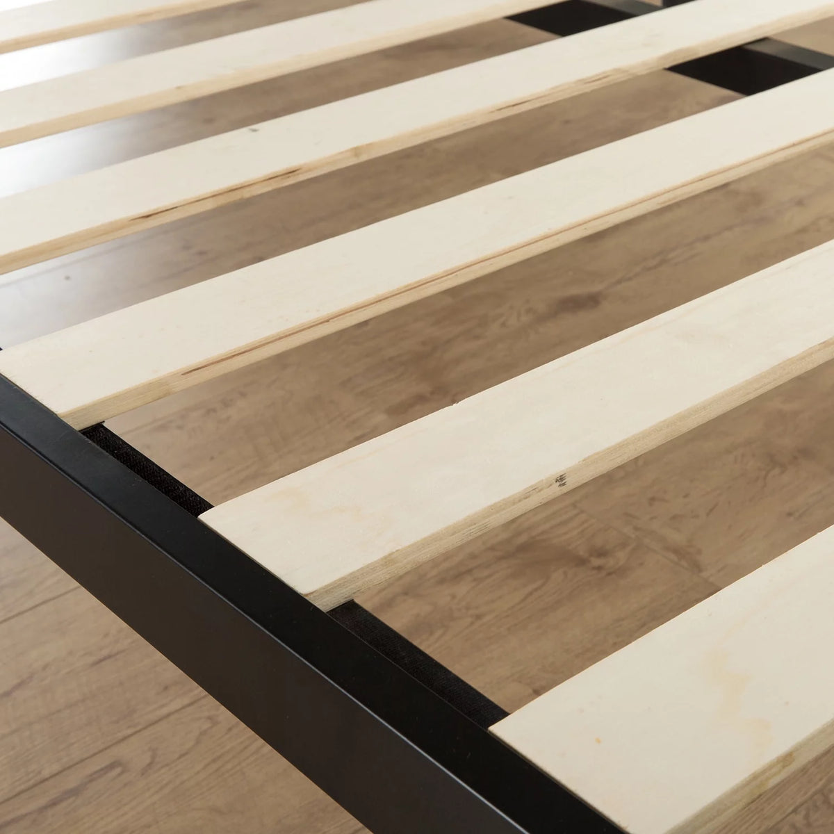 Queen Metal Bed Frame with Wooden Slat Support T3863