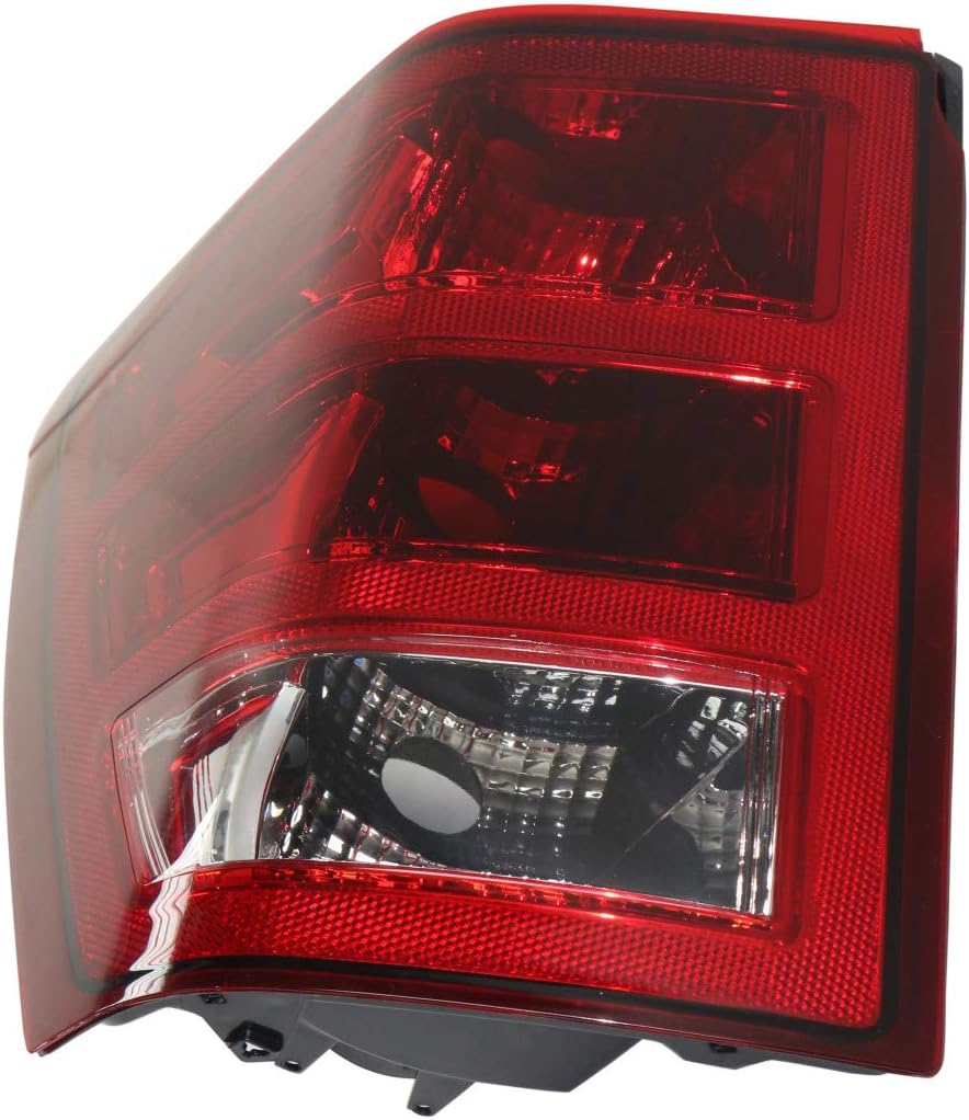 2005 2006 Jeep Grand Cherokee Tail Light Assembly Passenger Side w/Bulbs T836