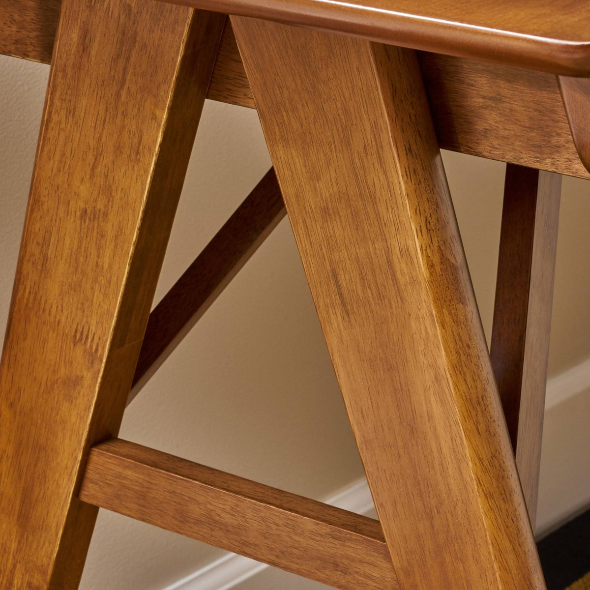 Modern Faux Wood Desk with Veneer D8024